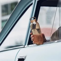 Trinkflasche WATERBOTTLE 500 ml mit Tragegriff, grün