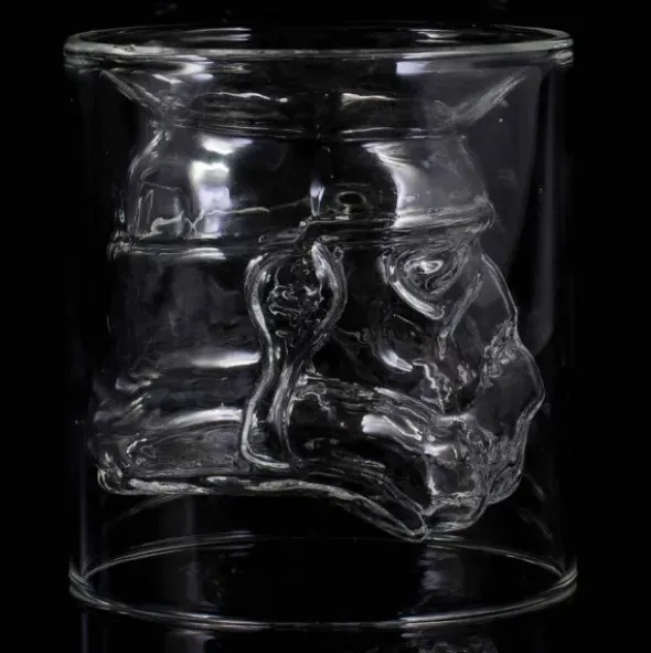 Trinkglas 150 ml mit innenliegenden 3D Stormtrooper Helm