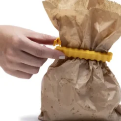 Tütenclip / Klammer Pommes, 12 Stück in magnetischer Box