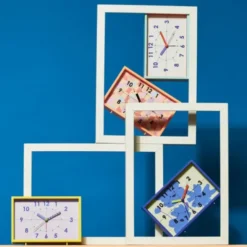 Vintage Wecker mit Licht- & Alarmfunktion blau