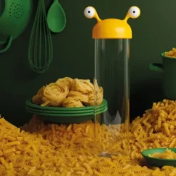 Vorratsglas Spaghetti Monster – lustiger Nudelvorratsdose mit Kulleraugen-Deckel