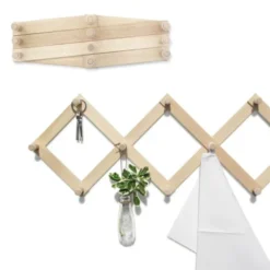 Wandgarderobe Lia - ausziehbare Holzgarderobe mit 10 Haken