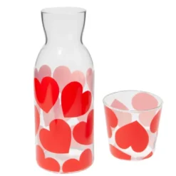 Wasserkaraffe 0,9 l mit Trinkglas – 2-teiliges Trinkset aus Glas mit Herz-Motiv
