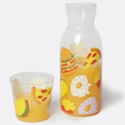 Wasserkaraffe 0,9 l mit Trinkglas – 2-teiliges Trinkset aus Glas mit Fast-Food-Motiven