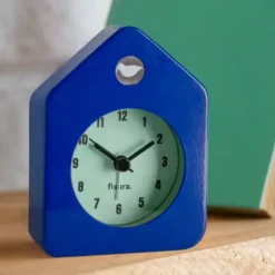 Wecker Haus mit Vogel – kleine Tischuhr blau