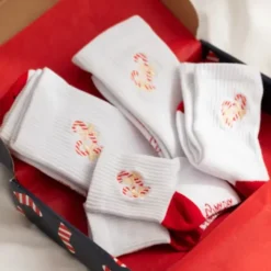 Weihnachtssocken bestickt mit Zuckerstangen Gr. 43-46