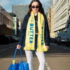 Winter-Schal mit Butter-Motiv, Butter Scarf