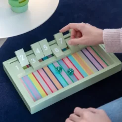 Würfelspiel SHUT THE BOX - bunte Holzspiel für Geschicklichkeit und Würfelglück